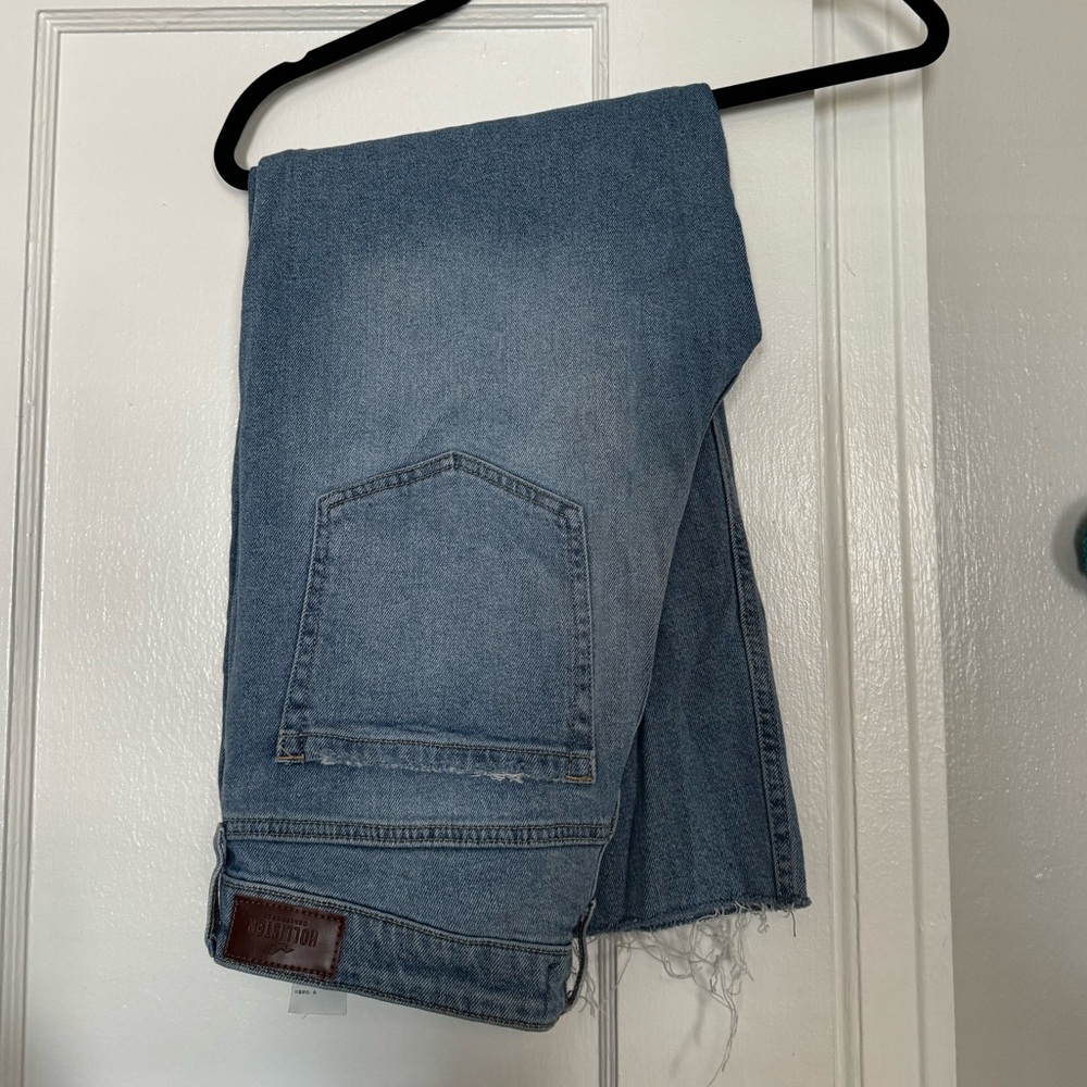 Ultra High-Rise Medium Wash Mom Jeans